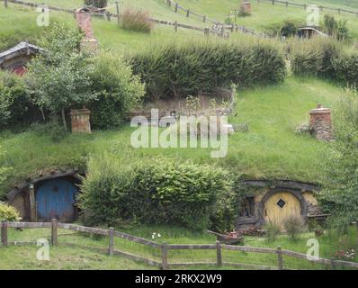 WELLINGTON -- Photo taken on Nov. 29, 2012 shows the Hobbit movie s filming location at Hobbiton on the Alexander family farm near New Zealand s north island town of Matamata. The film set of The Hobbit: An Unexpected Journey is such fantastic in the rolling countryside that closely resembled the Shire in the popular classics by J.R.R Tolkien, attracting a lot of fans and tourists. (Xinhua/Liu Jieqiu) Authorized by ytfs NEW ZEALAND-WELLINGTON-FILM-HOBBIT-HOBBITON PUBLICATIONxNOTxINxCHN   Wellington Photo Taken ON Nov 29 2012 Shows The Hobbit Movie S filming Location AT Hobbiton ON The Alexande Stock Photo