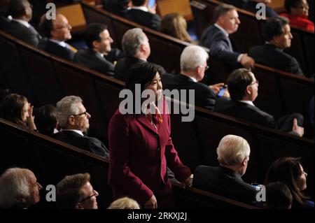 Bildnummer: 58962781  Datum: 03.01.2013  Copyright: imago/Xinhua (130103) -- WASHINGTON D.C., Jan. 3, 2012 (Xinhua) -- U.S. Representative-elect Grace Meng (D-NY) attends the opening session of the 113th U.S. Congress on Capitol Hill in Washington D.C., capital of the United States, Jan. 3, 2012. The new U.S. Congress convened on Thursday with new members swearing in. (Xinhua/Zhang Jun) US-WASHINGTON-POLITICS-113TH CONGRESS-CONVENES PUBLICATIONxNOTxINxCHN People Politik USA Vereidigung xns x0x 2013 quer      58962781 Date 03 01 2013 Copyright Imago XINHUA  Washington D C Jan 3 2012 XINHUA U S Stock Photo