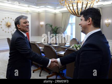 Bildnummer: 59354936  Datum: 14.03.2013  Copyright: imago/Xinhua (130314) -- ANKARA, March 14, 2013 (Xinhua) -- Photo released by the Presidential Palace of Turkey shows Turkish President Abdullah Gul meeting with visiting Romanian Foreign Minister Titus Corlatean at the presidential Cankaya Palace in Ankara, Turkey, on March 14, 2013. (Xinhua) TURKEY-ANKARA-ROMANIA-FM-VISIT PUBLICATIONxNOTxINxCHN Politik people x0x xac 2013 quer      59354936 Date 14 03 2013 Copyright Imago XINHUA  Ankara March 14 2013 XINHUA Photo released by The Presidential Palace of Turkey Shows Turkish President Abdullah Stock Photo