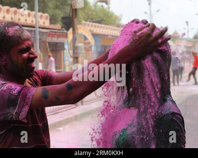 holi color frühlingsfest