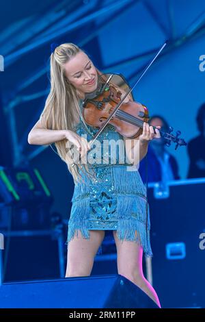 Fiddle player Bronwyn Keith-Hynes Stock Photo