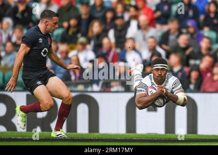 Vinaya Habosi of Fiji dgoes over for a try during the 2023 Summer Series match England vs Fiji at Twickenham Stadium, Twickenham, United Kingdom, 26th August 2023 (Photo by Mike Jones/News Images) in, on 8/26/2023. (Photo by Mike Jones/News Images/Sipa USA) Credit: Sipa USA/Alamy Live News Stock Photo