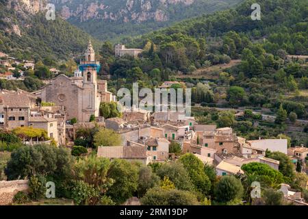 Valldemossa, Spain, Mallorca - November 08, 2022:: Panoramic view of Valldemossa, a popular tourist destination in the Serra de Tramuntana mountain ra Stock Photo