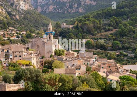 Valldemossa, Spain, Mallorca - November 08, 2022:: Panoramic view of Valldemossa, a popular tourist destination in the Serra de Tramuntana mountain ra Stock Photo