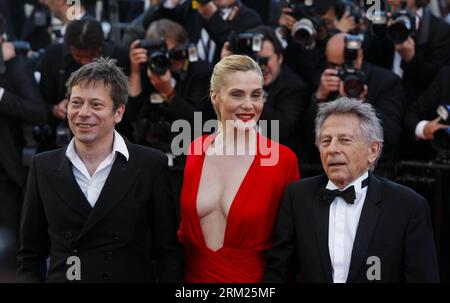 Bildnummer: 59701294  Datum: 25.05.2013  Copyright: imago/Xinhua (130525) -- CANNES, May 25, 2012 (Xinhua) -- Director Roman Polanski (R) attends the premiere of his film Venus in Fur with actor Mathieu Amalric (L) and actress Emmanuelle Seigner at the 66th Cannes Film Festival in Cannes, southern France, May 25, 2013. (Xinhua/Zhou Lei) FRANCE-CANNES-FILM FESTIVAL-COMPETITION-VENUS IN FUR PUBLICATIONxNOTxINxCHN Kultur Entertainment People Film 66 Internationale Filmfestspiele Cannes Filmpremiere Premiere xsp x0x 2013 quer Highlight premiumd      59701294 Date 25 05 2013 Copyright Imago XINHUA Stock Photo