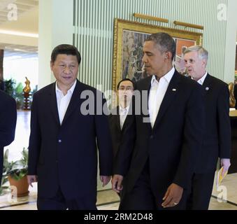 Bildnummer: 59791689  Datum: 07.06.2013  Copyright: imago/Xinhua (130607) -- ANNENBERG RETREAT, June 7, 2013 (Xinhua) -- Chinese President Xi Jinping (L, front) walks with U.S. President Barack Obama (front, R) at the Annenberg Retreat, California, the United States, June 7, 2013. Chinese President Xi Jinping and his U.S. counterpart, Barack Obama, met Friday to exchange views on major issues of common concern. (Xinhua/Lan Hongguang) (cxy) U.S.-CHINA-XI JINPING-BARACK OBAMA-MEETING PUBLICATIONxNOTxINxCHN People Politik xcb x0x 2013 quadrat premiumd      59791689 Date 07 06 2013 Copyright Imago Stock Photo
