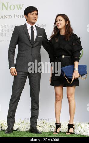 Bildnummer: 60347232  Datum: 10.08.2013  Copyright: imago/Xinhua South Korean actor Jang Dong-gun (L) and his wife Ko So-young attend the wedding of South Korean actor Lee Byung-hun and actress Lee Min-jung in Seoul, capital of South Korea, on Aug. 10, 2013. (Xinhua/Park Jin-hee) (syq) SOUTH KOREA-SEOUL-LEE BYUNG-HUN-LEE MIN-JUNG-WEDDING PUBLICATIONxNOTxINxCHN People xcb x0x 2013 hoch     60347232 Date 10 08 2013 Copyright Imago XINHUA South Korean Actor Jang Dong Gun l and His wife Ko as Young attend The Wedding of South Korean Actor Lee Byung HUN and actress Lee Min Young in Seoul Capital of Stock Photo