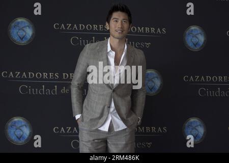 Bildnummer: 60395802  Datum: 26.08.2013  Copyright: imago/Xinhua (130826) -- MEXICO CITY, Aug. 26, 2013 (Xinhua) -- Actor from southeast China s Taiwan Godfrey Gao participates in a photographic shoot to promote the movie The Mortal Instruments: City of Bones in Mexico City, capital of Mexico, on Aug. 26, 2013. (Xinhua/Alejandro Ayala) MEXICO-MEXICO CITY-CINEMA-MORTAL INSTRUMENTS PUBLICATIONxNOTxINxCHN Entertainment People premiumd x0x xkg 2013 quer      60395802 Date 26 08 2013 Copyright Imago XINHUA  Mexico City Aug 26 2013 XINHUA Actor from South East China S TAIWAN Godfrey Gao participates Stock Photo