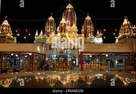 Bildnummer: 60400113  Datum: 27.08.2013  Copyright: imago/Xinhua The illuminated Lakshmi Narayan Temple, also known as Birla Mandir, is seen on the auspicious eve of Janmashtami celebration, birthday of Hindu God Lord Krishna, in New Delhi, India, Aug. 27, 2013. (Xinhua/Partha Sarkar)(axy) INDIA-NEW DELHI-ILLUMINATED BIRLA MANDIR PUBLICATIONxNOTxINxCHN Gesellschaft x2x xkg 2013 quer o0 Gebäude Beleuchtung Fest Feier     60400113 Date 27 08 2013 Copyright Imago XINHUA The illuminated Lakshmi Narayan Temple Thus known As Birla Mandir IS Lakes ON The Auspicious Eve of Janmashtami Celebration Birt Stock Photo