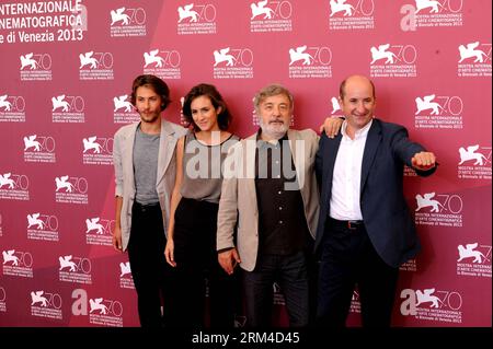 Bildnummer: 60435079  Datum: 04.09.2013  Copyright: imago/Xinhua (130904) -- VENICE, Sept. 4, 2013 (Xinhua) -- Italian director Gianni Amelio (2nd R), actor Antonio Albanese(1st R), actress Livia Rossi (2nd L) and actor Gabriele Rendina pose at the photocall of the screening of L intrepido during the 70th Venice Film Festival, in Lido of Venice, Italy, on Sept. 4, 2013. (Xinhua/Xu Nizhi) ITALY-VENICE-FILM FESTIVAL-L INTREPIDO PUBLICATIONxNOTxINxCHN Kultur Entertainment People Film 70 Internationale Filmfestspiele Venedig xas x0x 2013 quer premiumd      60435079 Date 04 09 2013 Copyright Imago Stock Photo