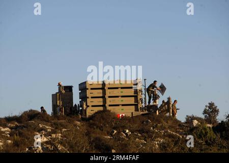 Bildnummer: 60449253  Datum: 08.09.2013  Copyright: imago/Xinhua (130908)--JERUSALEM, Sept. 8, 2013(Xinhua)-- Israeli soldiers stand near an Iron Dome battery, a short-range missile defence system, designed to intercept and destroy incoming short-range rockets and artillery shells, near Jerusalem on Sept. 8, 2013.(Xinhua/Muammar Awad) MIDEAST-JERUSALEM-IRON DOME PUBLICATIONxNOTxINxCHN Gesellschaft Militär Raketenabwehr Iron Dome xns x0x 2013 quer premiumd      60449253 Date 08 09 2013 Copyright Imago XINHUA  Jerusalem Sept 8 2013 XINHUA Israeli Soldiers stand Near to Iron Dome Battery a Short Stock Photo