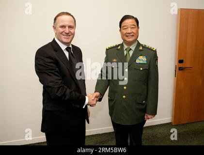 Bildnummer: 60617202  Datum: 20.10.2013  Copyright: imago/Xinhua New Zealand Prime Minister John Key (L) meets with Zhao Keshi, head of the Chinese People s Liberation Army General Logistics Department, in Auckland, New Zealand, Oct. 20, 2013. (Xinhua/Li Yaoyu) NEW ZEALAND-AUCKLAND-CHINA-MEETING PUBLICATIONxNOTxINxCHN x2x xds 2013 quer o0 People Politik Militär     60617202 Date 20 10 2013 Copyright Imago XINHUA New Zealand Prime Ministers John Key l Meets With Zhao  Head of The Chinese Celebrities S Liberation Army General Logistics Department in Auckland New Zealand OCT 20 2013 XINHUA left Stock Photo