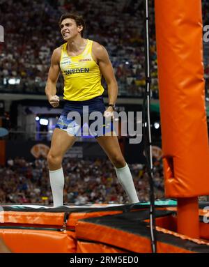 Budapest, Hungary. 26th Aug, 2023. Armand Duplantis of Sweden celebrates during the men's pole vault final at the World Athletics Championships in Budapest, Hungary, Aug. 26, 2023. Credit: Wang Lili/Xinhua/Alamy Live News Stock Photo