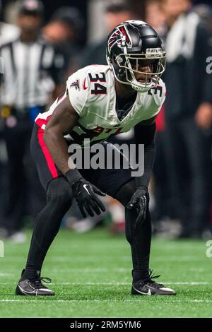 Atlanta Falcons cornerback Clark Phillips III (34) lines up during