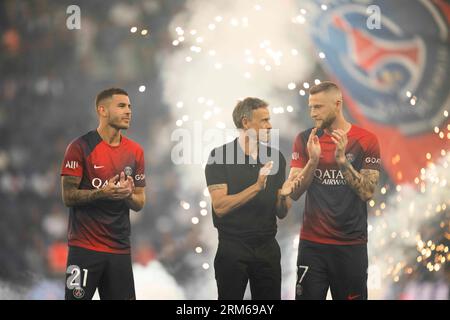 Paris Saint-Germain's Portuguese forward #09 Goncalo Ramos, Paris Saint-Germain's Spanish forward #11 Marco Asensio, Paris Saint-Germain's French forward #10 Ousmane Dembele, Paris Saint-Germain's Spanish goalkeeper #80 Arnau Tenas, Paris Saint-Germain's French defender #21 Lucas Hernandez, Paris Saint-Germain's Slovak defender #37 Milan Skriniar and Paris Saint-Germain's Spanish headcoach PSG's head coach Luis Enrique stand during a presentation of new players to the fans ahead of the French L1 football match between Paris Saint-Germain (PSG) and RC Lens at the Parc des Princes Stadium in Par Stock Photo