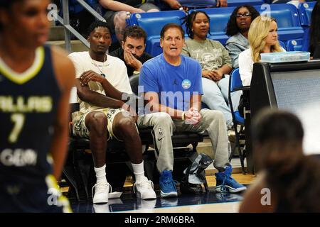 Arlington, United States. 24th Aug, 2023. August 24, 2023, Arlington, Texas, United States: Dallas Mavericks owner Mark Cuban watches the WNBA game between the Dallas Wings and the Minnesota Lynx at College Park Center on Thursday August 24, 2023 in Arlington, Texas, United States. (Photo by Javier Vicencio/Eyepix Group) Credit: Eyepix Group/Alamy Live News Stock Photo