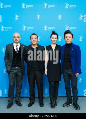 (140213) -- BERLIN, Feb. 13, 2014 (Xinhua) -- Chinese actor Huang Bo, director Ning Hao, Chinese actor Xu Zheng and atress Yu Nan (L-R) pose for photos during a photocall to promote the movie No Man s Land at the 64th Berlinale International Film Festival in Berlin, Germany, on Feb. 13, 2013. (Xinhua/Zhang Fan) (lmz) GERMANY-BERLIN-FILM FESTIVAL-NO MAN S LAND PUBLICATIONxNOTxINxCHN   Berlin Feb 13 2014 XINHUA Chinese Actor Huang Bo Director Ning Hao Chinese Actor Xu Zheng and Atress Yu Nan l r Pose for Photos during a photo call to promote The Movie No Man S Country AT The 64th Berlinale Inter Stock Photo