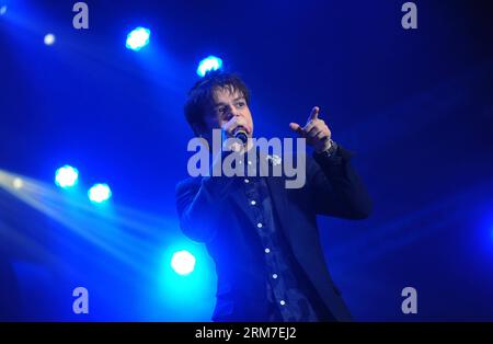 (140228) -- JAKARTA, Feb. 28, 2014 (Xinhua) -- British singer Jamie Cullum performs during the Jakarta International Java Jazz Festival in Jakarta, Indonesia, Feb. 28, 2014.(Xinhua/Zulkarnain) (djj) INDONESIA-JAKARTA-JAVA JAZZ FESTIVAL-JAMIE CULLUM PUBLICATIONxNOTxINxCHN   Jakarta Feb 28 2014 XINHUA British Singer Jamie Cullum performs during The Jakarta International Java Jazz Festival in Jakarta Indonesia Feb 28 2014 XINHUA   Indonesia Jakarta Java Jazz Festival Jamie Cullum PUBLICATIONxNOTxINxCHN Stock Photo