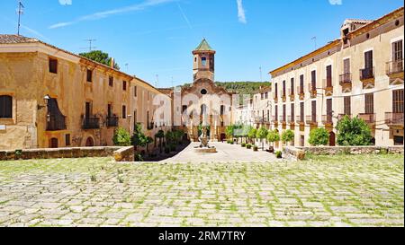 Monastery of Les Santes Creus in the province of Tarragona, Catalunya, Spain, Europe Stock Photo