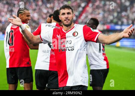 Rotterdam, The Netherlands. 27th Aug, 2023. Rotterdam - Santiago Gimenez of Feyenoord celebrates the 1-0 during the Eredivisie match between Feyenoord v Almere City at Stadion Feijenoord De Kuip on 27 August 2023 in Rotterdam, The Netherlands. Credit: box to box pictures/Alamy Live News Stock Photo