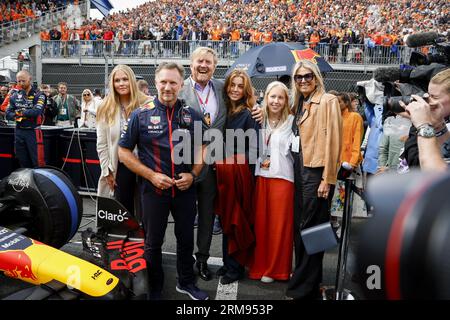 ZANDVOORT - Princess Amalia and Princess Alexia ahead of the F1 Grand ...