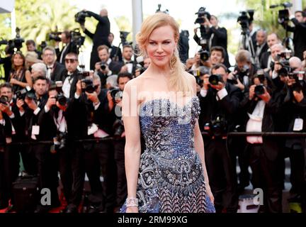 140514 -- CANNES, May 14, 2014 Xinhua -- Australian actress Nicole Kidman arrives on the red carpet for the screening of Grace of Monaco and the opening ceremony of the 67th Cannes Film Festival in Cannes, France, May 14, 2013. The festival runs from May 14 to 25. Xinhua/Ye Pingfan FRANCE-CANNES-FILM FESTIVAL-OPENING CEREMONY PUBLICATIONxNOTxINxCHN Stock Photo