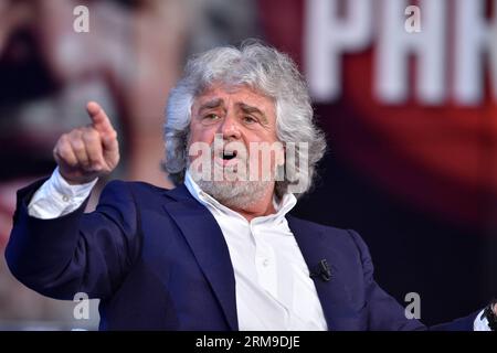 ROME, May 19, 2014 (Xinhua) -- Italian political party Five-Star Movement s leader Beppe Grillo attends a TV programme named door to door in a bid to campaign for the upcoming European Parliament election, in Rome, Italy, May 19, 2014. (Xinhua/Alberto Lingria) ITALY-ROME-GRILLO PUBLICATIONxNOTxINxCHN   Rome May 19 2014 XINHUA Italian Political Party Five Star Movement S Leader Beppe Grillo Attends a TV Programs Named Door to Door in a BID to Campaign for The upcoming European Parliament ELECTION in Rome Italy May 19 2014 XINHUA Alberto Lingria Italy Rome Grillo PUBLICATIONxNOTxINxCHN Stock Photo