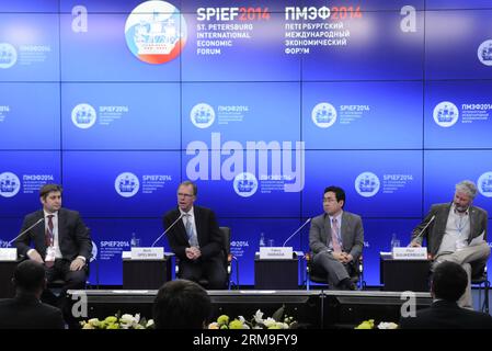 (140522) -- ST. PETERSBURG, May 22, 2014 (Xinhu a) -- Delegates participate in the 18th St. Petersburg International Economic Forum (SPIEF) held in St. Petersburg, Russia, May 22, 2014. The 18th St. Petersburg International Economic Forum (SPIEF) kicked off on Thursday. (Xinhua/Liu Hongxia) RUSSIA-ST. PETERSBURG-SPIEF PUBLICATIONxNOTxINxCHN   St Petersburg May 22 2014 Xinhu a Delegates participate in The 18th St Petersburg International Economic Forum  Hero in St Petersburg Russia May 22 2014 The 18th St Petersburg International Economic Forum  kicked off ON Thursday XINHUA Liu Hongxia Russia Stock Photo