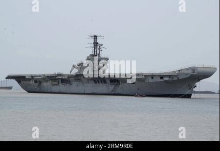 MUMBAI, (Xinhua) -- INS Vikrant, Indian Navy s first aircraft carrier, is seen moved on the Arabian Sea to a ship breaking yard at Reay Road in Mumbai, India, May 29, 2014. (Xinhua/Stringer) INDIA-MUMBAI-INS VIKRANT PUBLICATIONxNOTxINxCHN   Mumbai XINHUA ins Vikrant Indian Navy S First Aircraft Carrier IS Lakes Moved ON The Arabian Sea to a Ship Breaking Yard AT Reay Road in Mumbai India May 29 2014 XINHUA Stringer India Mumbai ins Vikrant PUBLICATIONxNOTxINxCHN Stock Photo