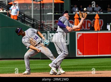 San Francisco Giants' Wilmer Flores during a baseball game against the San  Diego Padres in San Francisco, Wednesday, Sept. 27, 2023. (AP Photo/Jeff  Chiu Stock Photo - Alamy