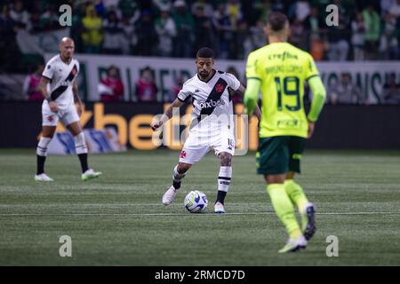 Sao Paulo, Brazil. 27th Aug, 2023. SP - SAO PAULO - 08/27/2023 - BRAZILEIRO A 2023, PALMEIRAS X VASCO - Paulinho player of Vasco during a match against Palmeiras at Arena Allianz Parque stadium for the Brazilian championship A 2023. Photo: Fabio Moreira Pinto/AGIF/Sipa USA Credit: Sipa USA/Alamy Live News Stock Photo