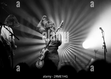 Sam Willmett (guitar) and Tilly Harris (bass) of Welsh band The Bug Club at Green Man Festival in Wales, UK, August 2023. Photo: Rob Watkins Stock Photo