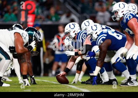 Indianapolis Colts center Wesley French (62) warms up on the field before  an NFL football game against the Detroit Lions, Saturday, Aug. 20, 2022, in  Indianapolis. (AP Photo/Zach Bolinger Stock Photo - Alamy