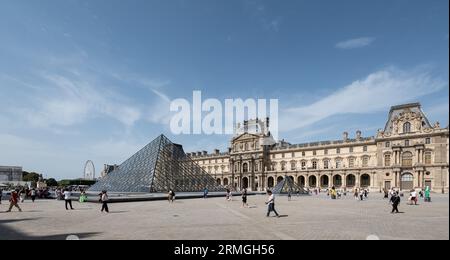 Paris, France. 23rd Aug, 2023. Exterior shot of the Louvre Museum. Credit: Silas Stein/dpa/Alamy Live News Stock Photo