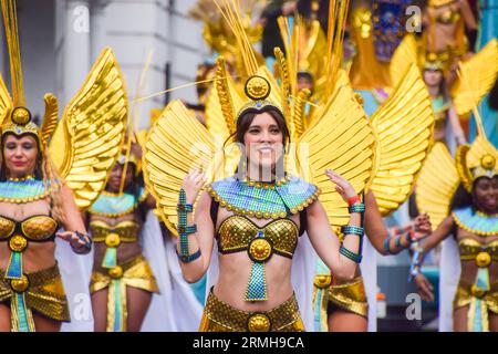London, UK. 28th Aug, 2023. Participants wearing colourful costumes perform in the parade on the second day of this year's Notting Hill Carnival. (Photo by Vuk Valcic/SOPA Images/Sipa USA) Credit: Sipa USA/Alamy Live News Stock Photo