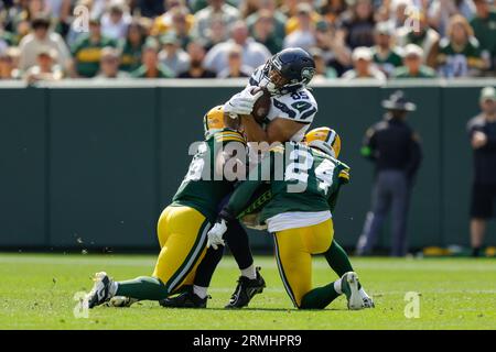 Green Bay Packers' Jimmy Phillips rides a bike to NFL football training  camp Thursday, July 27, 2023, in Green Bay, Wis. (AP Photo/Morry Gash Stock  Photo - Alamy