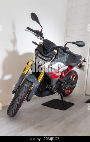 Bmw roadster discount g 310 r