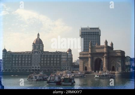 Hotel Taj Mahal, Old & New, Bombay, India Stock Photo