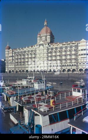 Hotel Taj Mahal, Old & New, Bombay, India Stock Photo