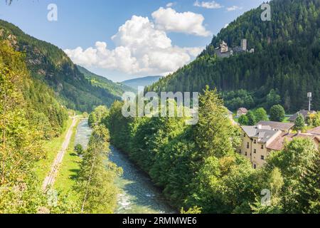 Ramingstein: village Ramingstein, Finstergrün Castle, river Mur in Lungau, Salzburg, Austria Stock Photo