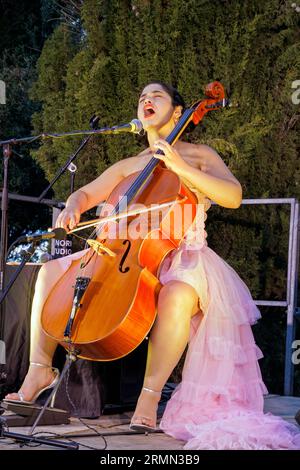 Ana Carla Maza in concert for the Festival Invitations, at the Oppidum d'Enserune. Nissan-lez-Enserune, Occitanie, France Stock Photo