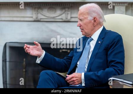 Washington, United States. 29th Aug, 2023. US President Joe Biden during a meeting with Costa Rican President Rodrigo Chaves Robles in the Oval Office at the White House in Washington, DC, USA, 29 August 2023. Credit: Sipa USA/Alamy Live News Stock Photo