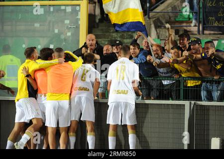 Palpite Cosenza x Modena: 29/08/2023 - Série B da Itália