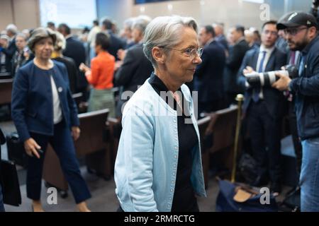 Paris, France. 30th Aug, 2023. French Prime Minister Elisabeth Borne leaves the Annual ambassadors conference in Paris, on August 30, 2023. Photo by Raphael Lafargue/ABACAPRESS.COM Credit: Abaca Press/Alamy Live News Stock Photo