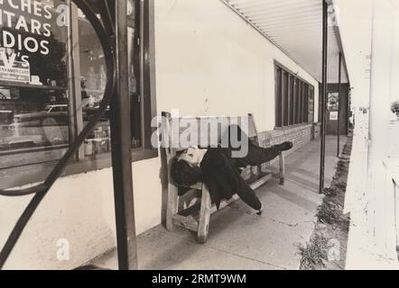 The Man Who Fell to Earth (Lion International, 1976). David Bowie Candid Mexico Stock Photo