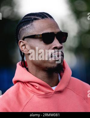 ahead of the Big 3 event at the o2 arena, Ryan Carter (the Hezigod) and Gerald Green attend a pick up game at the blue cage basketball curts, Deptford, London. Hezigod plays in one of the teams. copyright caroljmoir/alamy Stock Photo