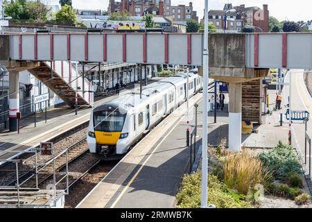 A Thameslink train approaching the platform at Kentish Town overground railway station, London, UK Stock Photo