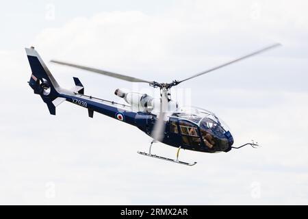 Aerospatiale Westland Gazelle HT2 helicopter of the Gazelle Squadron display Team. XZ939 Stock Photo