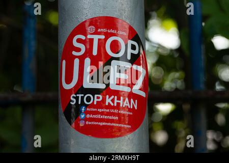 Harefield, London Borough of Hillingdon, UK. 30th August, 2023. A Stop ULEZ, Stop Khan sticker on a lampost. A number of newly installed Ultra Low Emission Zone cameras and signs in Harefield in the London Borough of Hillingdon have been vandalised by vigilantes. The cameras have been sprayed over with paint or had stickers put across the camera lens. The new extended ULEZ scheme became operational across all outer London Borough from yesterday. The extended ULEZ zones have been put in place by London Mayor Sadiq Khan and Transport for London. Those driving into ULEZ zones will either have to Stock Photo