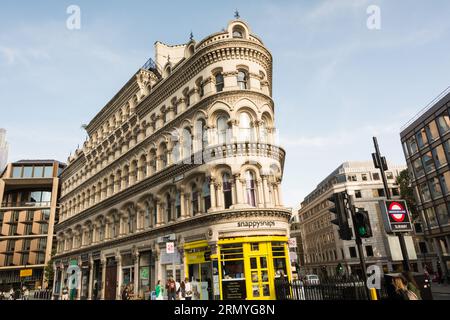 Snappy Snaps, Albert Buildings, Queen Victoria St, London, EC4, England, U.K. Stock Photo